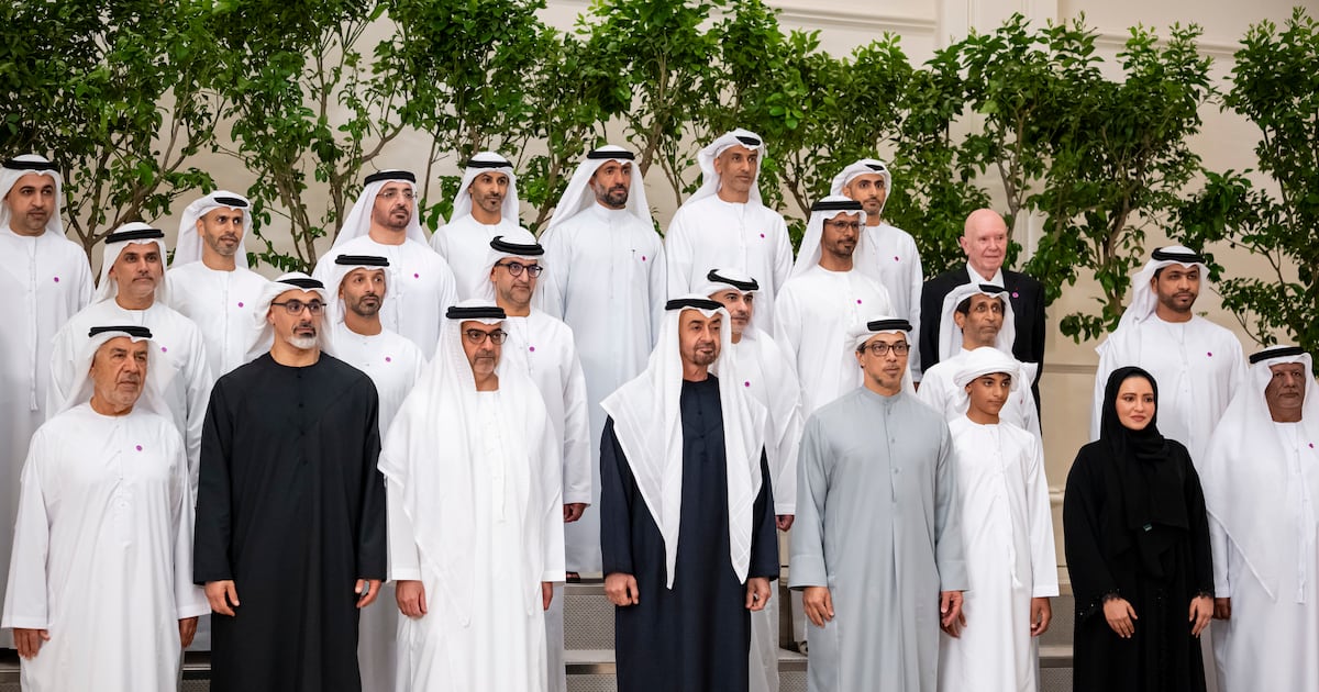 Präsident Scheich Mohammed empfängt eine Delegation der Abu Dhabi ...