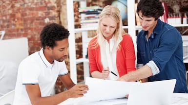 Contractors and temporary staff may be deemed officers, depending on their roles. istockphoto.com