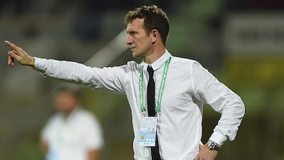 Al Wasl manager Rodolfo Arruabarrena gives instructions during an Arabian Gulf League match between Al Wasl and Al Dhfra at Zabeel Stadium on September 24, 2016 in Dubai. Tom Dulat / Getty Images