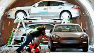 Qatar will buy a 10 per cent stake in Porsche as part of a ?7 billion deal.