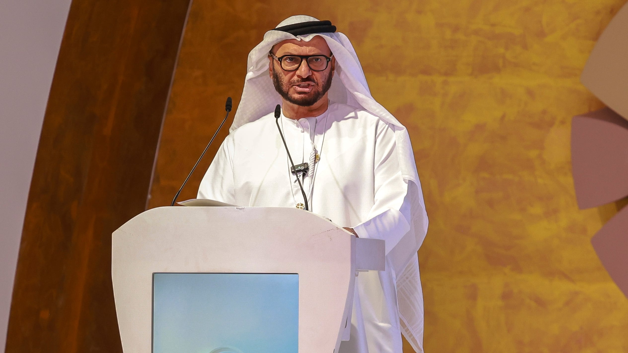 UAE Diplomatic Adviser Emphasizes Difficulty in Rebuilding Trust with Iran