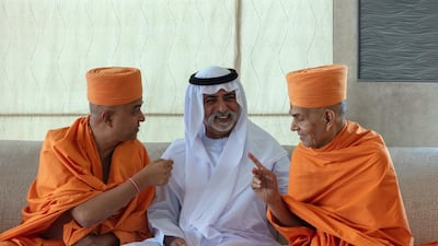 His Holiness Mahant Swami Maharaj converses with Sheikh Nahyan at the royal Majlis.