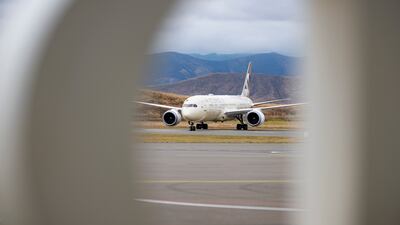The plane carrying Sheikh Mohamed lands