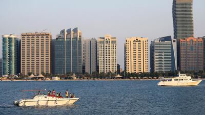 Corniche mid- and low-end apartments: Q4 2014 up 9% year-on-year. 1BR - Dh80,000 average rental rate. 2BR - Dh120,000 average rental rate. 3BR - Dh170,000 average rental rate. Ravindranath K / The National