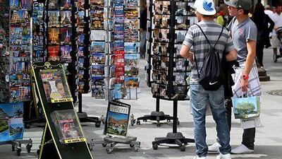 Visitors have been warned to be vigilant in Paris. Simon Dawson / Bloomberg News