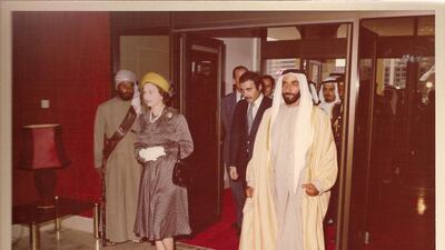 Queen Elizabeth and Sheikh Zayed at the hotel’s inauguration in 1979.