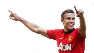 Manchester United's Robin Van Persie celebrates scoring his team's second goal against Wigan Athletic during their English Community Shield soccer match at Wembley Stadium in London, August 11, 2013. REUTERS/Eddie Keogh (BRITAIN - Tags: SPORT SOCCER) *** Local Caption *** WEM18_SOCCER-ENGLAN_0811_11.JPG