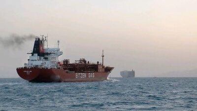 Industry and security experts have warned that an al Qa'eda attack on oil tankers would jolt global markets.