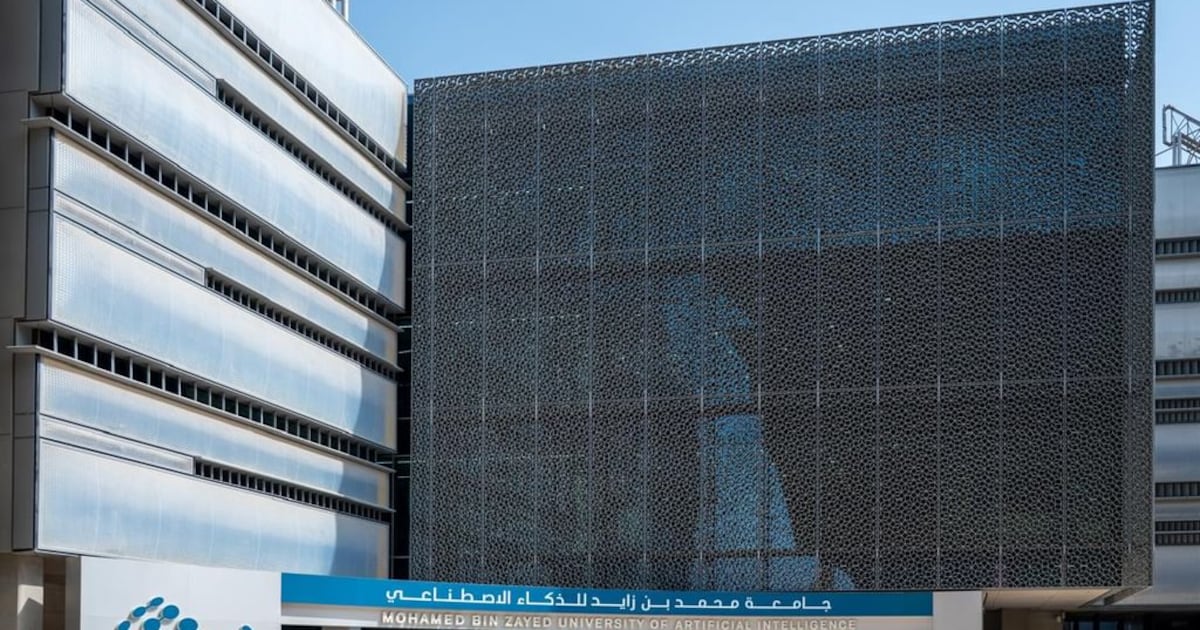 الإمارات العربية المتحدة MBZUAI تقود مشروعًا لمساعدة الذكاء الاصطناعي على فهم الثقافة العربية واللهجات الإقليمية | الوطنية