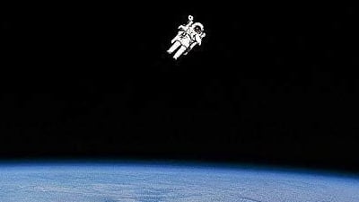 Nasa astronaut Bruce McCandless floats untethered outside of the Space Shuttle on February 7, 1984. Photo: Nasa