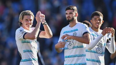 Chelsea's Conor Gallagher and teammates applaud fans after the 2-1 Premier League victory against Crystal Palace on October 1, 2022. EPA