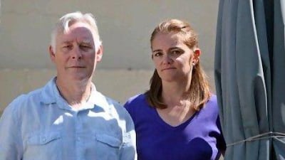 When Gary Grundy and his wife, Sue, discovered the patio umbrella they bought last year was broken, they faced challenges getting customer service to help them fix their problem.