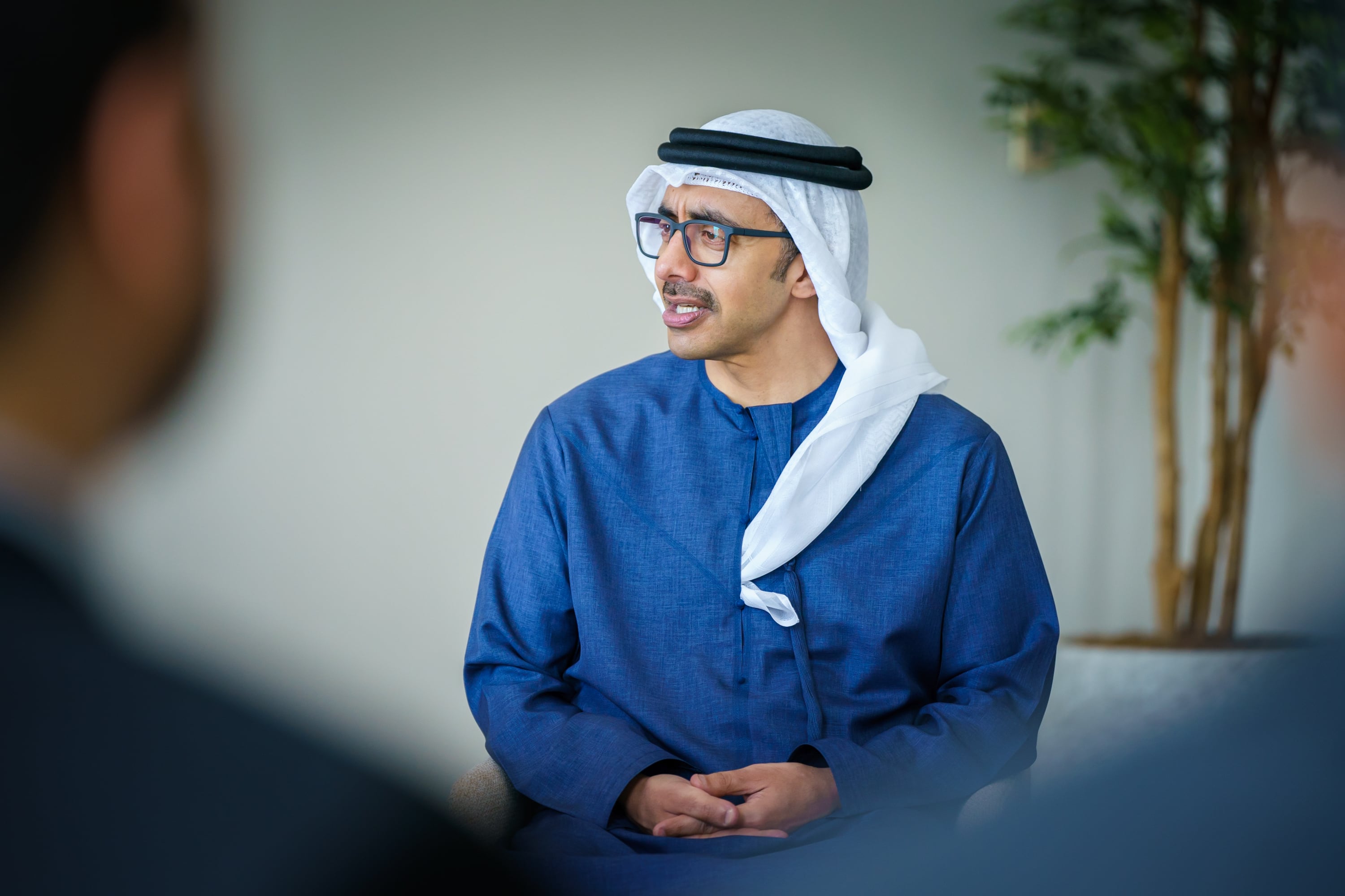 Sheikh Abdullah condemns Iranian 'terrorist attacks' on Kuwait in call with country's foreign minister