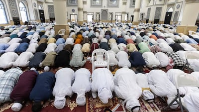 Al Farooq Omar Bin Al Khattab Mosque is packed for the end of Ramadan and the beginning of Eid AL Fitr. Antonie Robertson / The National