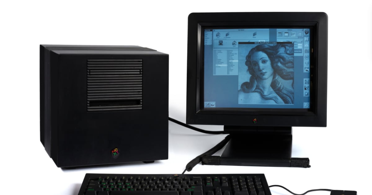 Bygone bytes: NeXT Cube demonstrated in the 1980s by Steve Jobs is to be ...