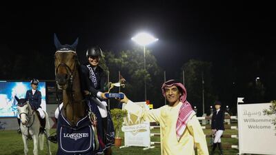 Maria Perezwon the Grand Prix prize on Quitana II. Photo courtesy FBMA