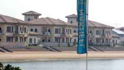 Nakheel, the developer behind Dubai's palm-shaped islands, is quickly running out of time and options to handle a US$3.52 billion (Dh12.92bn) debt that comes due in December.