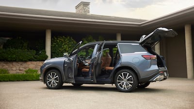 You'll find a a 54-litre waterproof, underfloor storage box behind the third row.