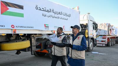 Food supplies, relief packages, shelter tents and other essential items were sent in five convoys. Wam