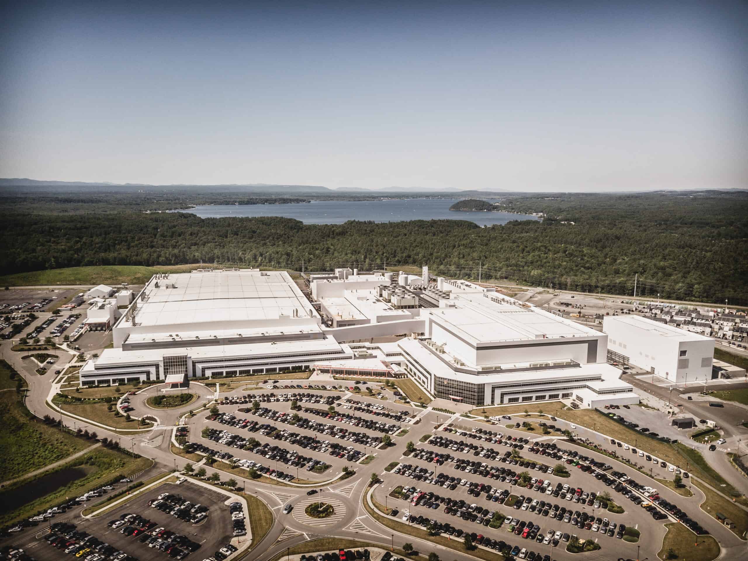 Image linked from the original feed: UAE-backed GlobalFoundries wins $300 million US award to develop faster chips
