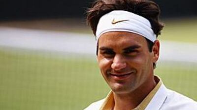 Roger Federer is the strong favourite to defeat Andy Roddick in the Wimbledon final.