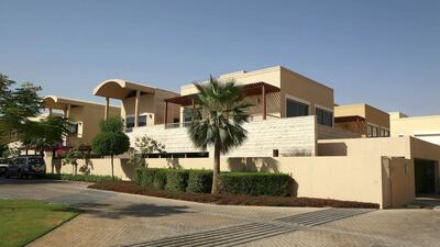 Al Raha Gardens villas: Q1 no change. 3BR - Dh160-190,000. 4BR - Dh190-230,000. 5BR - Dh250-320,000. Q1 2013-Q1 2014 6% rise. Philip Cheung / The National