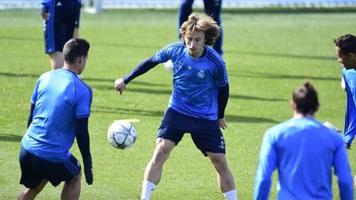 Real Madrid’s Luka Modric (C) and teammates take part in a training session on March 7on the eve of their Uefa Champions League match against Roma. JAVIER SORIANO / AFP