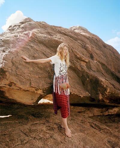 Doutzen Kroes models the Loewe bag