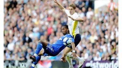 Chelsea's season has started to fall down in recent weeks. Didier Drogba, left, and Co travel to White Hart Lane today where they have not won in the league in four matches. Darren Walsh / Getty Images