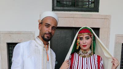 A Tunisian woman wearing a Sefsari.