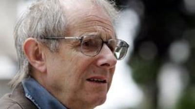 Director Ken Loach would seem to be an unlikely director for a film on football.