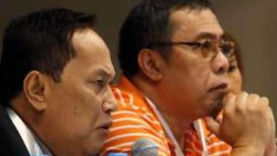 Amilbahar Amilasan, left, and Nasser Munder, labour attaches with the Philippine Overseas Labour Office, at the forum.