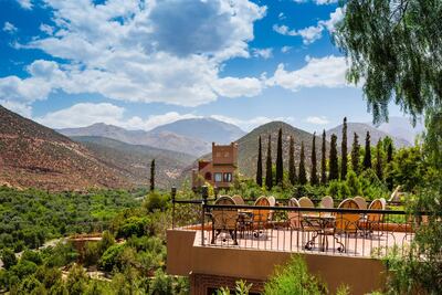Kasbah Tamadot outdoor dining. Courtesy Virgin Limited Edition