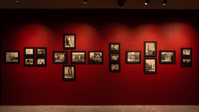 The exhibition presents never-before-seen works by Fahmy, which take viewers behind the sets of some of the most renowned films of the era.