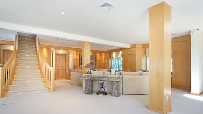 The story goes that Ali was a big believer in the 'healing properties' of this home – it had served as a mental and physical sanatorium, built by the Seventh Day Adventist Church, in the 1950s and 1960s. Toptenrealestatedeals.com