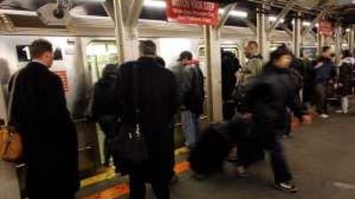 Above, the fewer changes train commuters must make, the more they will use public transport.