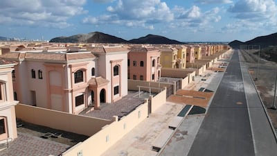 The houses contain between three and five bedrooms. Wam