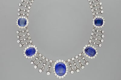 Necklace with eight Ceylon sapphires belonged to the last queen of France. Photo: Louvre Museum