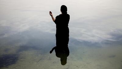 Sama Alshaibi's Silsila (Link). Courtesy Sama Alshaibi and Ayyam Gallery