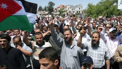 Jordanian Muslim Brotherhood protesters call for reforms in June. Analysts say Amman's gestures towards Hamas are a bid to quell Islamist unrest within its own borders.