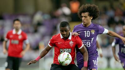 Omar Abdulrahman, right, was excellent in his playmaker role for Al Ain at the Hazza bin Zayed Stadium on Thursday night. Satish Kumar / The National