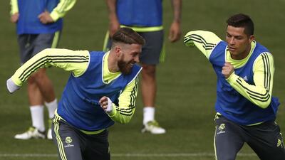 Cristiano Ronaldo and Sergio Ramos during a training session. Javier Lizon / EPA