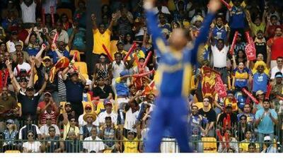 The crowds watching the Sri Lanka-England quarter-final at the R Premadas Stadium in Colombo yesterday included many supporters of other nations who had hoped to see their teams playing there. Gemunu Amarasinghe / AP Photo