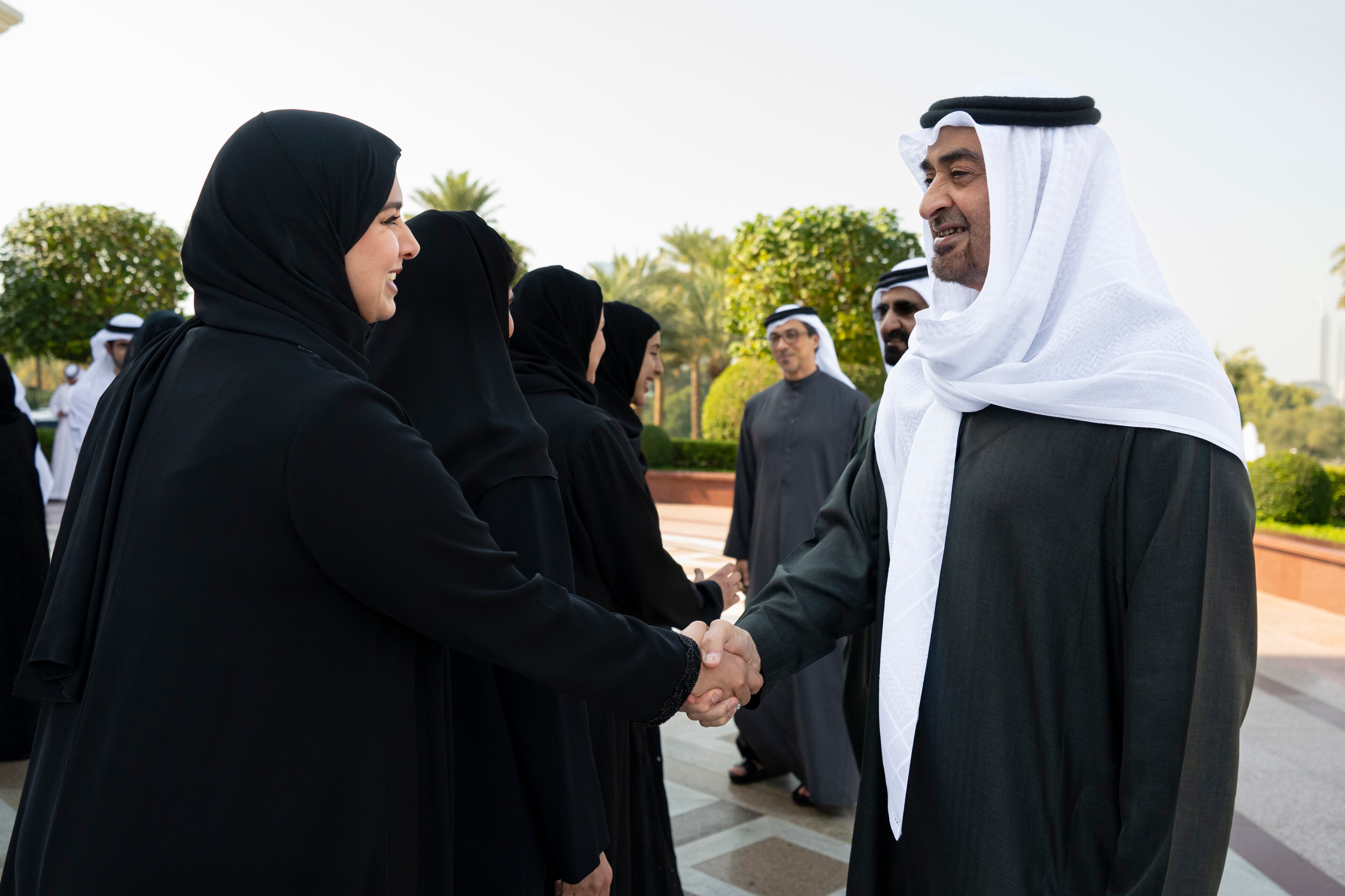 Sheikh Rashed Mark UAE President meets Sheikh Mohammed bin Rashid to mark 20 years in ...