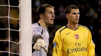 Sheffield United's stand in goal keeper Phil Jagielka markes Arsenal's Jeremie Aliadiere. Getty Images