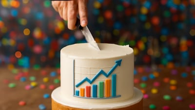 FinTech has opened up high-return opportunities to a wider group of investors, so all receive a slice of the cake. Image: Fireflyai