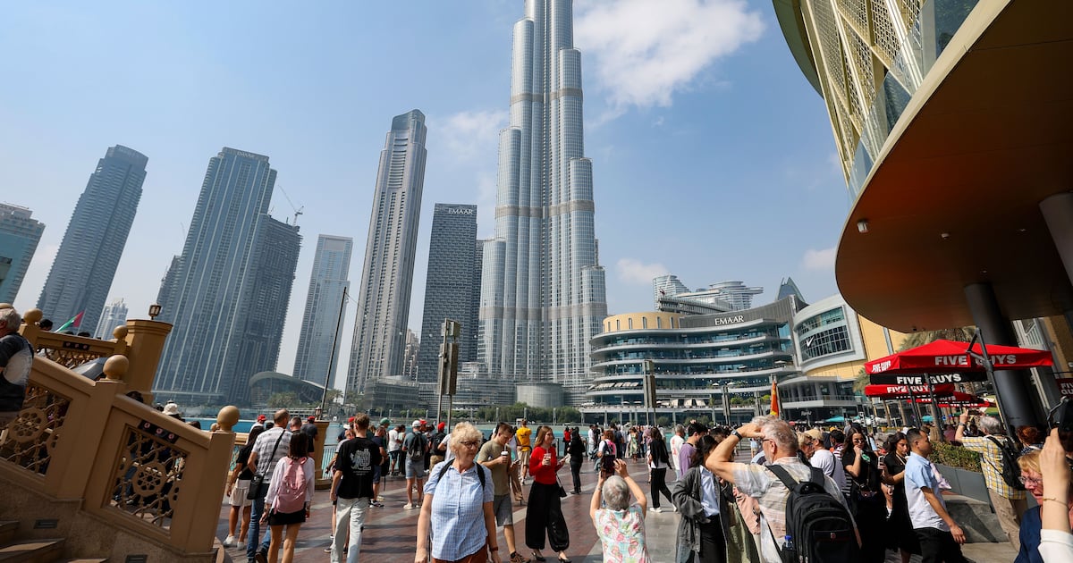 „Außergewöhnliche Resonanz“: Tourismusprogramm in Dubai endet, nachdem 90.000 Einwohner Freunde und Familie einladen „Außergewöhnliche Resonanz“: Tourismusprogramm in Dubai endet, nachdem 90.000 Einwohner Freunde und Familie einladen