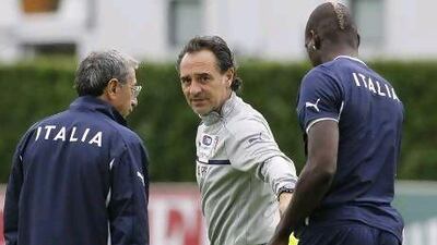 Cesare Prandelli, centre, the Italy head coach, has had much on his plate as his team prepare for Euro 2012. Fabrizio Giovannozzi / AP Photo
