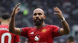 Manchester United's Bryan Mbeumo celebrates after he scores his teams first goal during the English Premier League match between Totttenham Hotspur and Manchester United, in London, Britain, 08 November 2025. EPA/NEIL HALL EDITORIAL USE ONLY. No use with unauthorized audio, video, data, fixture lists, club/league logos, 'live' services or NFTs. Online in-match use limited to 120 images, no video emulation. No use in betting, games or single club/league/player publications.