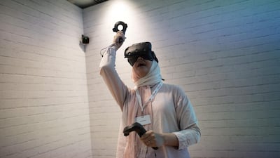 A visitor using Google’s Daydream View virtual reality headset during an event at Google’s Kings Cross office in London. Simon Dawson / Bloomberg